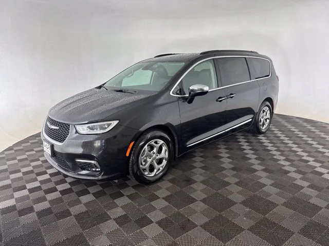 Used 2023 Black Chrysler Limited image 7