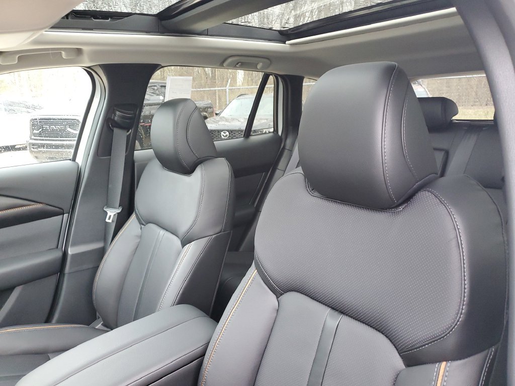 2026 Mazda CX-50 Premium - Photo 13