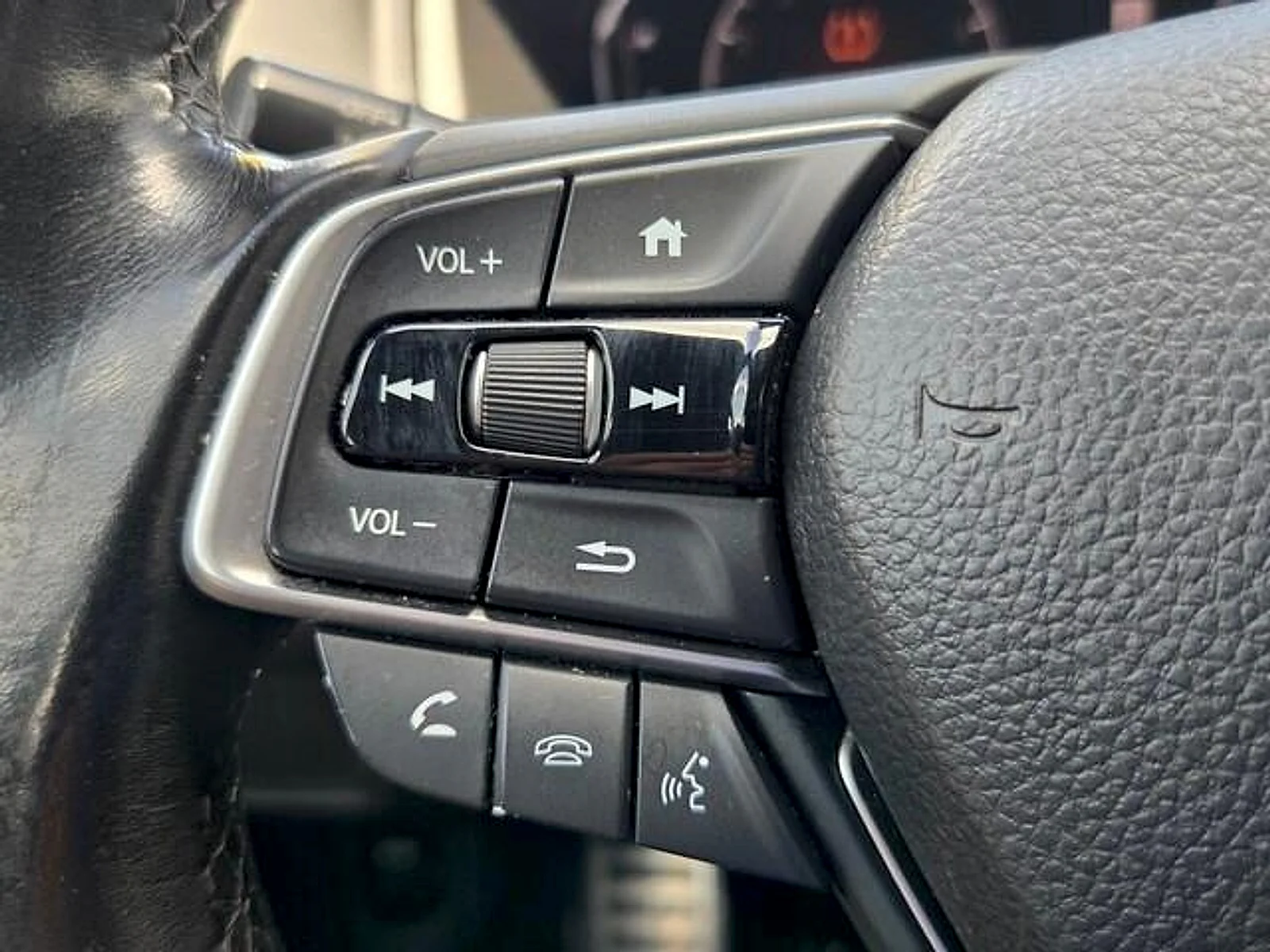 Used 2019  Honda Sport image 21