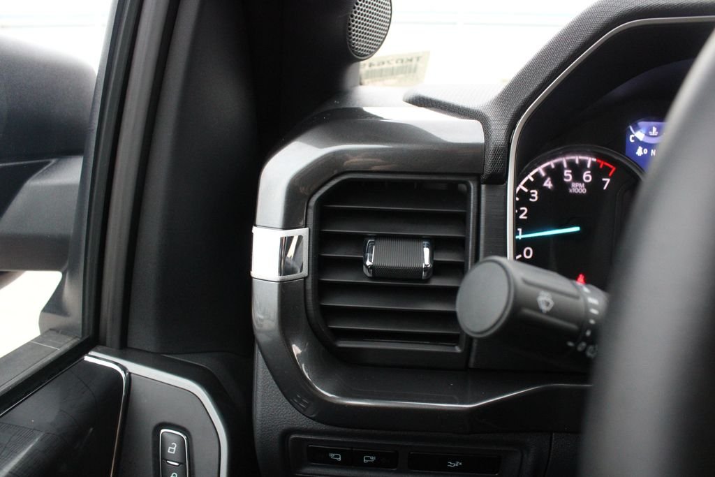 Used 2023 Red Ford XLT image 8
