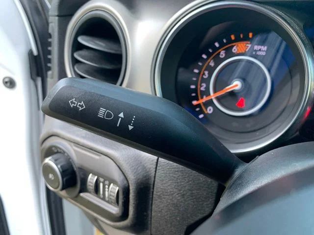 Used 2020 White Jeep Unlimited Sport S image 28