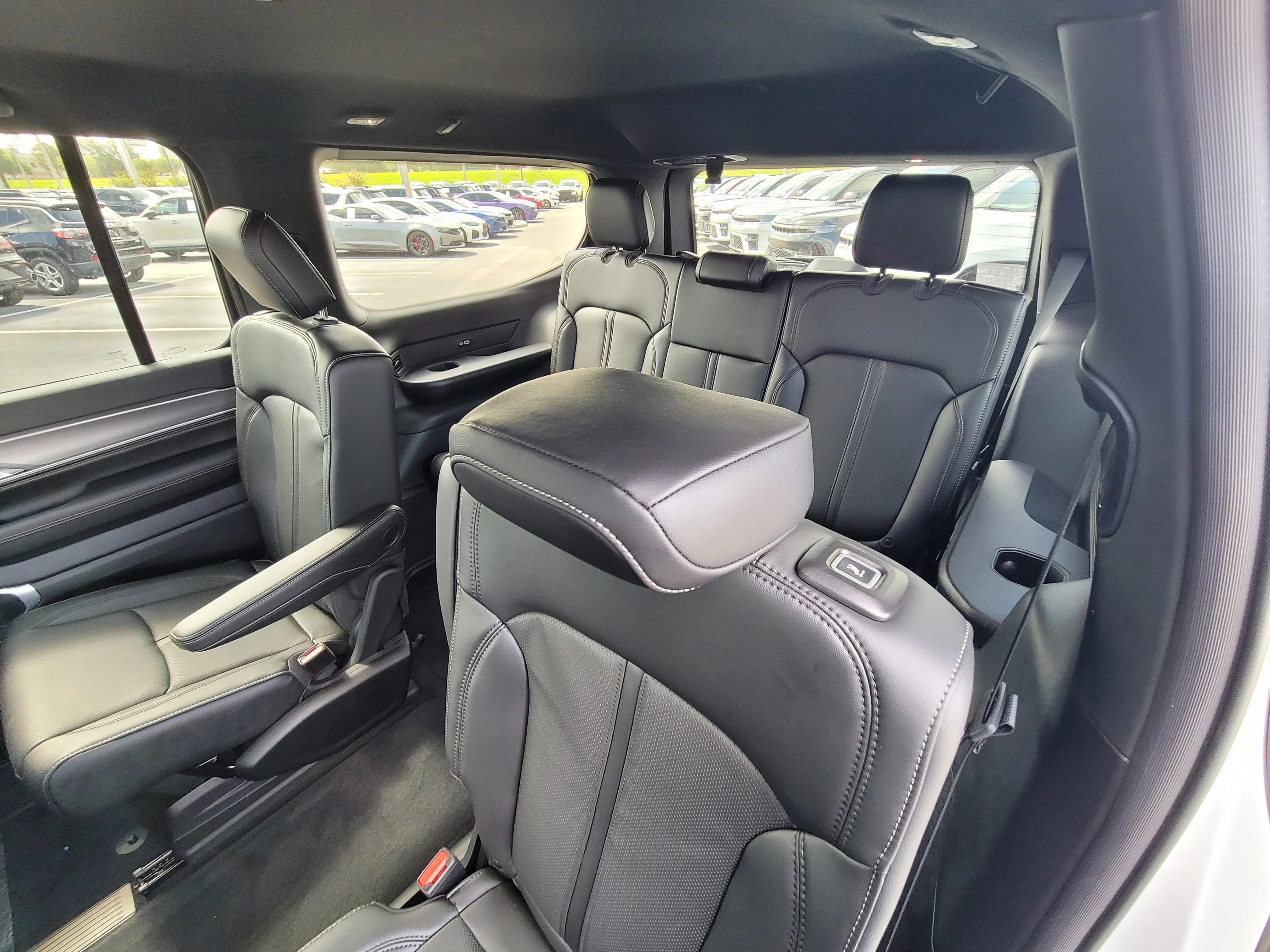 New 2026 Bright White Clearcoat Jeep  image 11