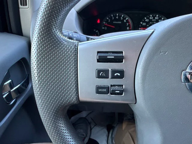 Used 2015 White Nissan SV image 22