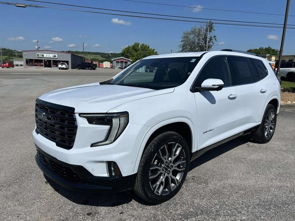 New 2026 Glacier White Tricoat GMC Denali Ultimate image 8