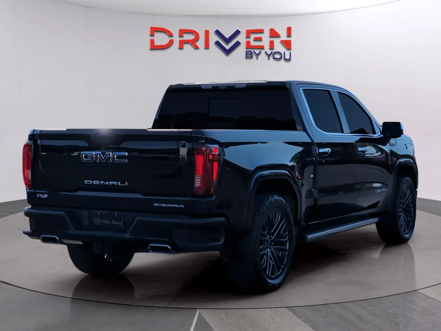 Used 2022 Onyx Black GMC Denali Ultimate image 5