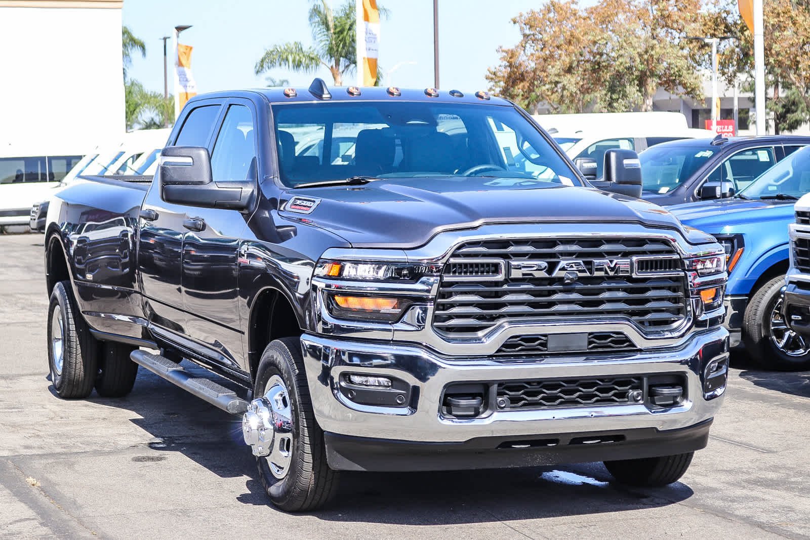 New 2027 Granite Crystal Metallic Clear-Coat Exterior Paint RAM Tradesman image 3