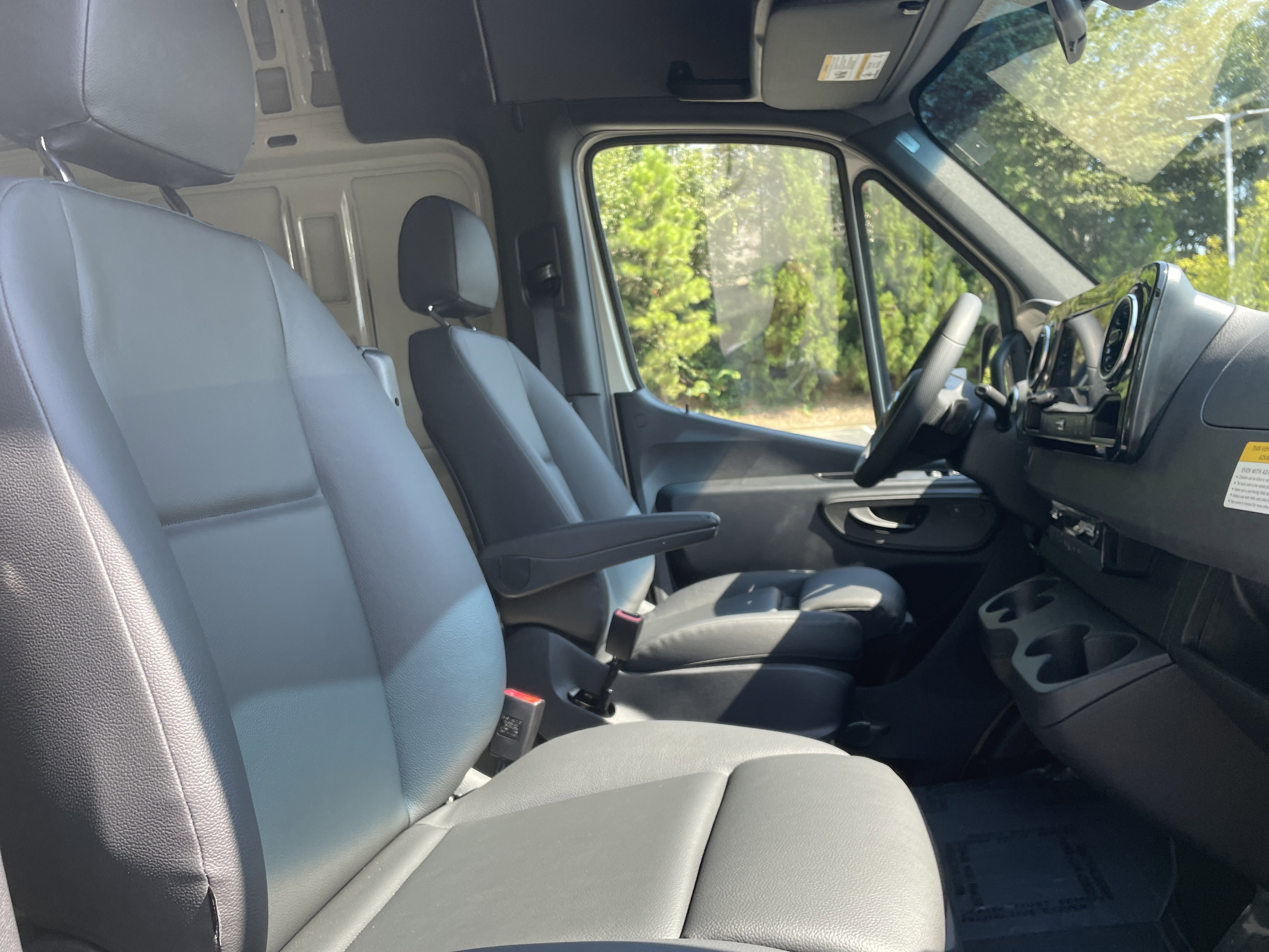 2025 Mercedes-Benz Sprinter Cargo Van Base - Photo 41