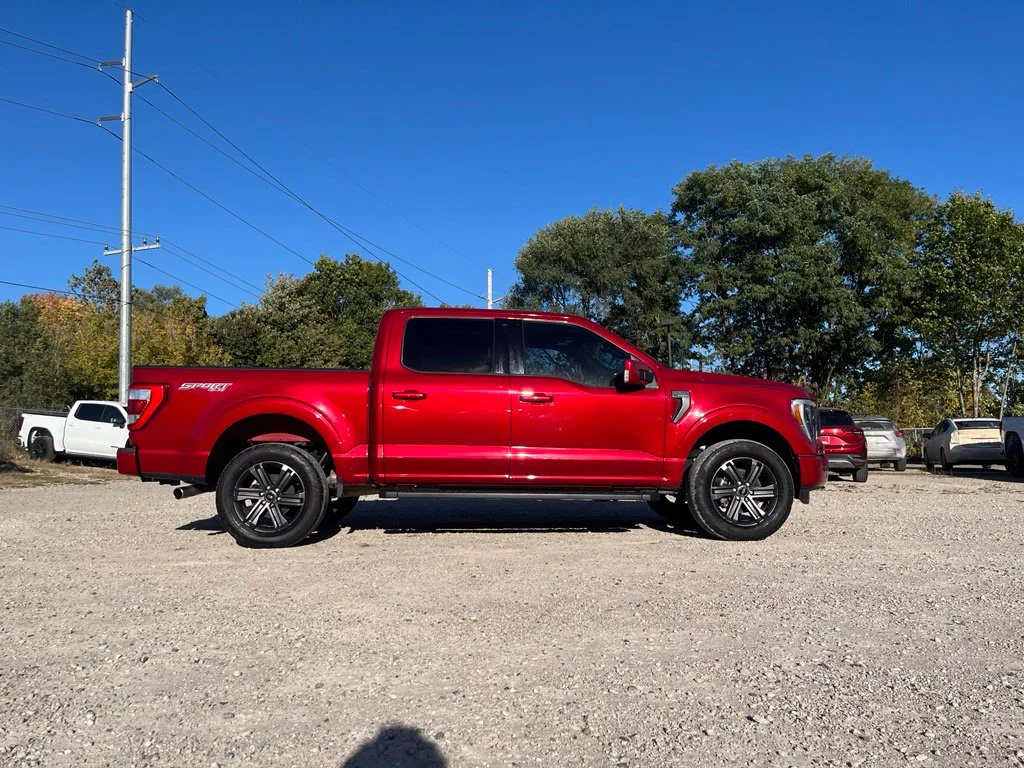 Used 2023 Red Metallic Ford Lariat image 6