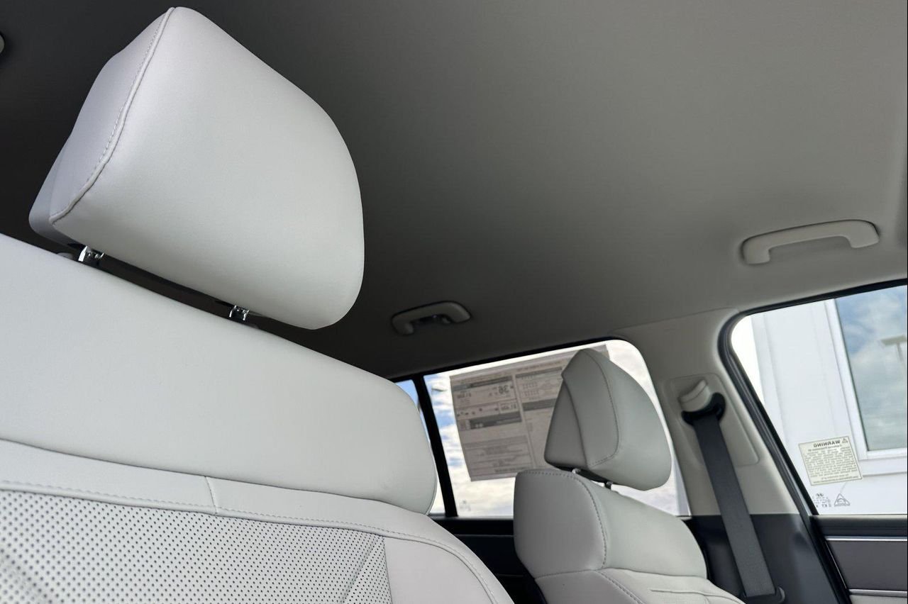 New 2026 Serenity White Hyundai SEL image 18