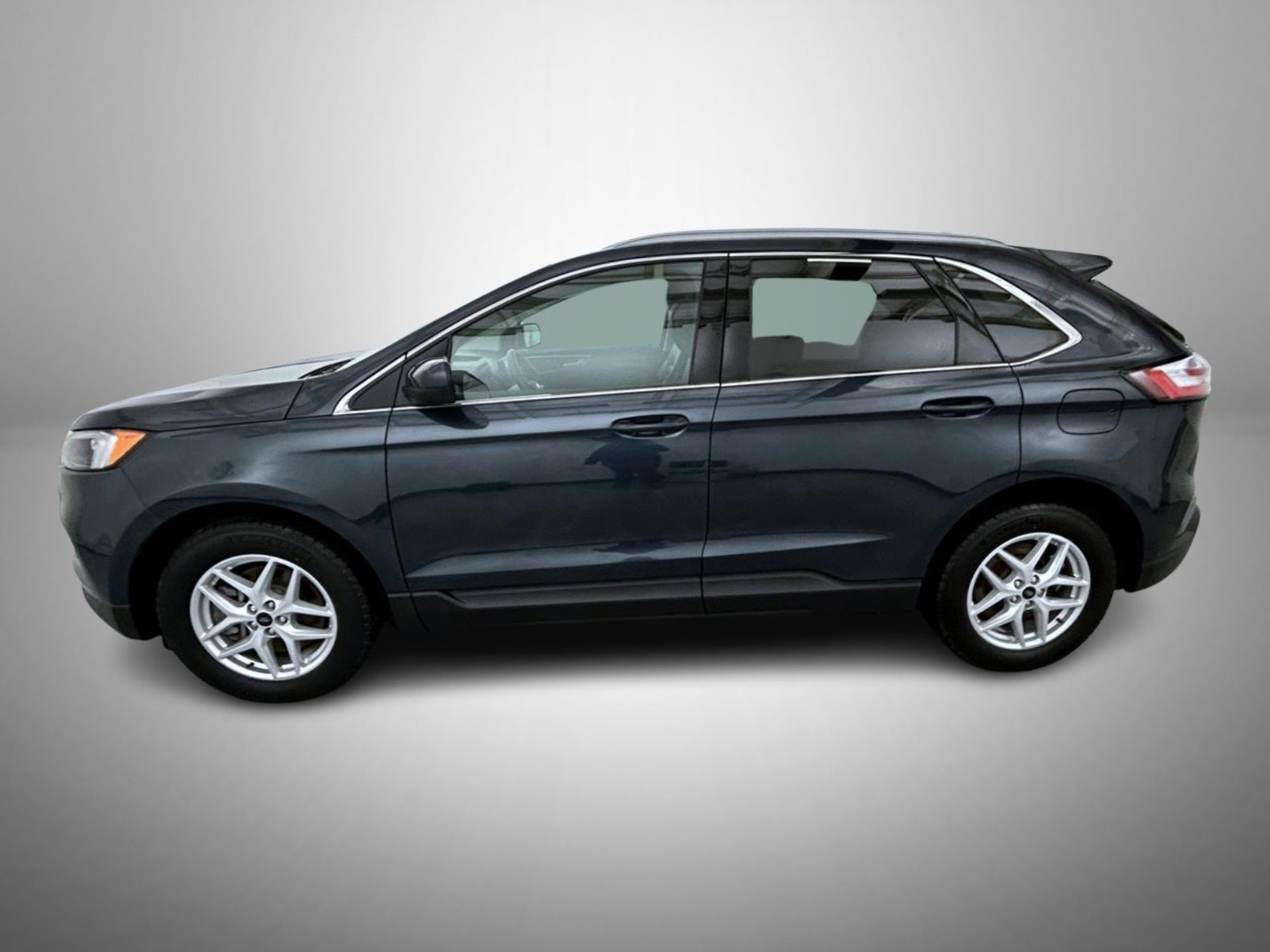 Used 2024 Blue Ford SEL image 8