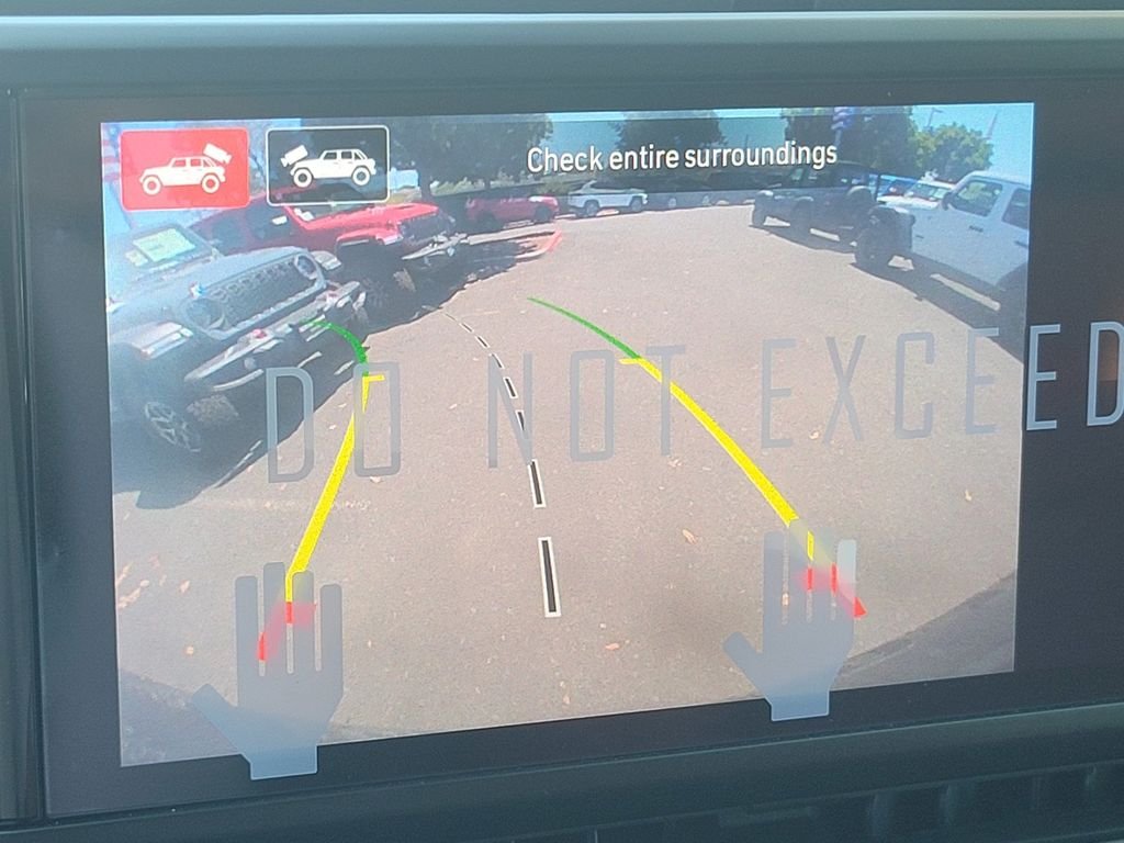 2024 Jeep Wrangler 4-Door Rubicon 392 - Photo 11