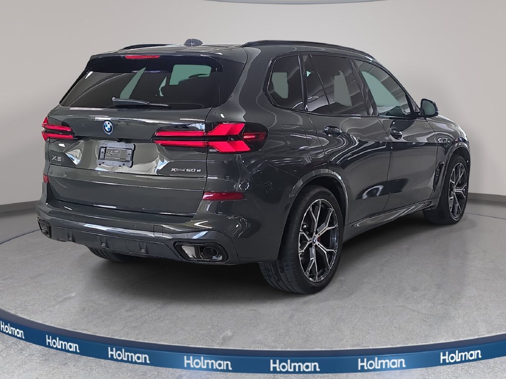 Used 2026 Dravit Grey Metallic BMW xDrive50e image 7