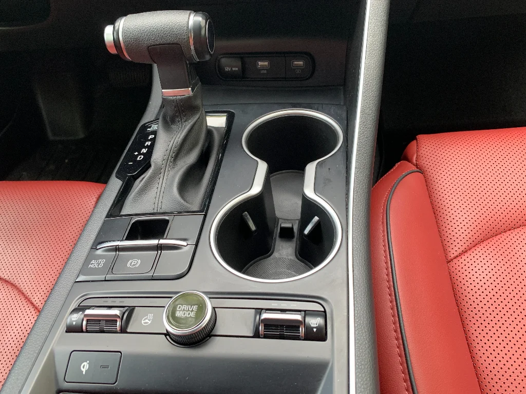 Used 2021 Wolf Gray Kia GT-Line image 16