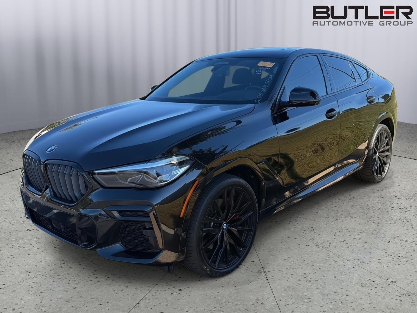Used 2023 Black Sapphire Metallic BMW xDrive40i image 2