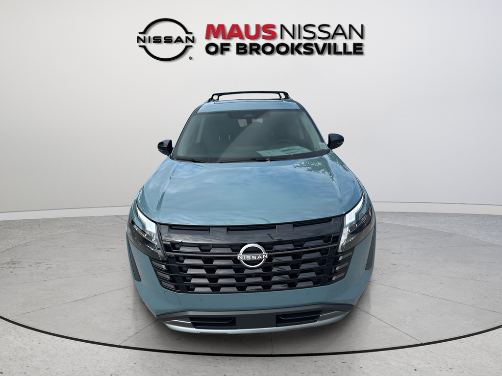 New 2026 Green Nissan Platinum image 2