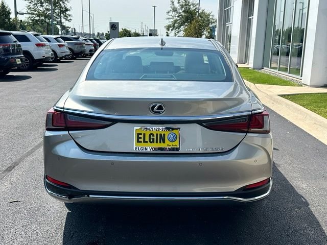 Used 2021 Silver Lexus 250 image 5