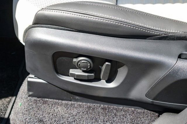 Used 2025 Gray Land Rover Dynamic SE image 12