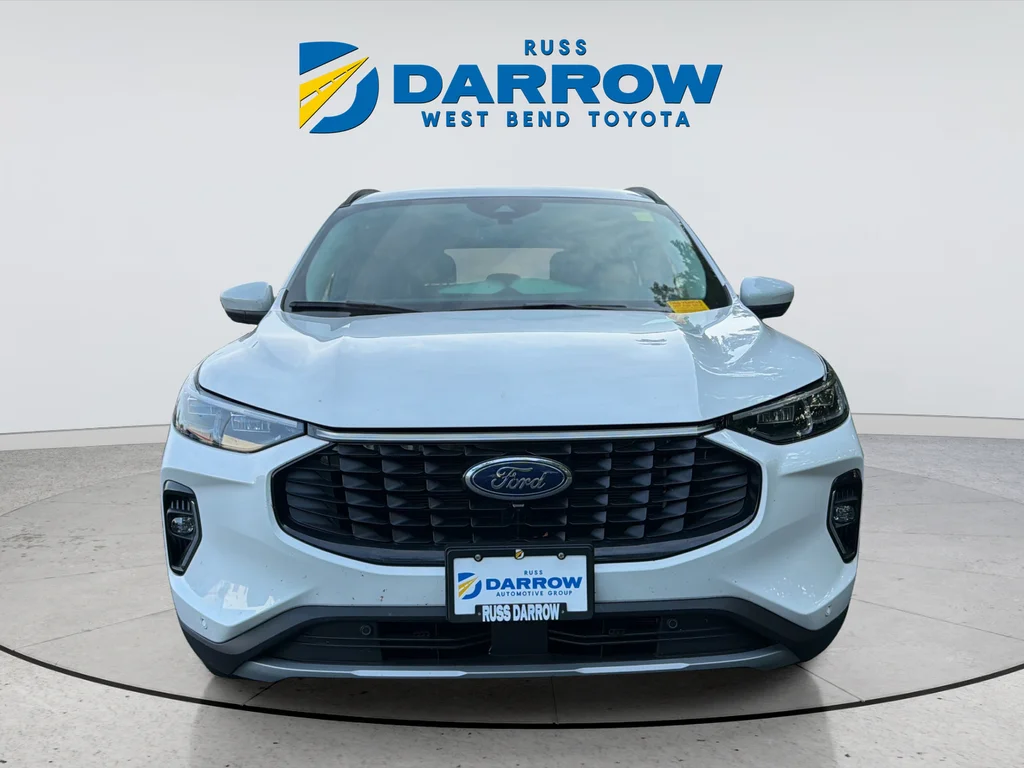 Used 2023 White Ford Platinum image 7