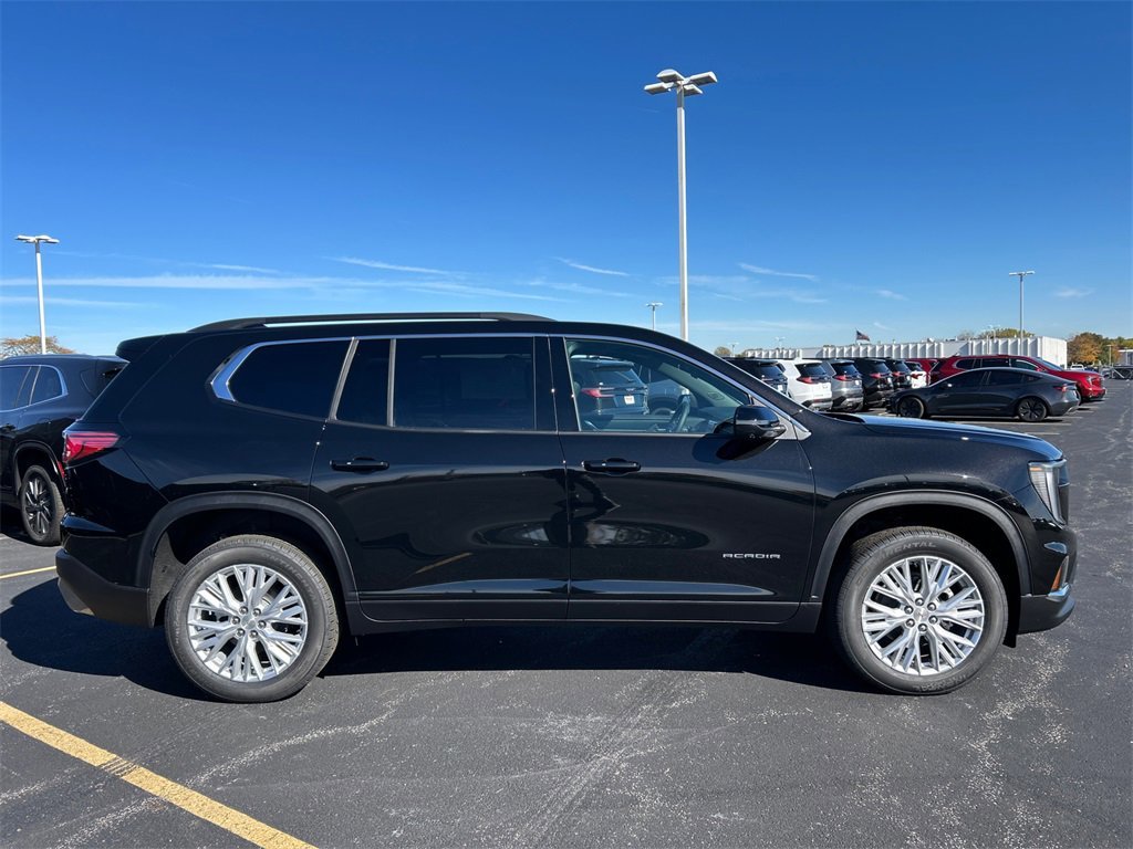 2026 GMC ACADIA - Image 8