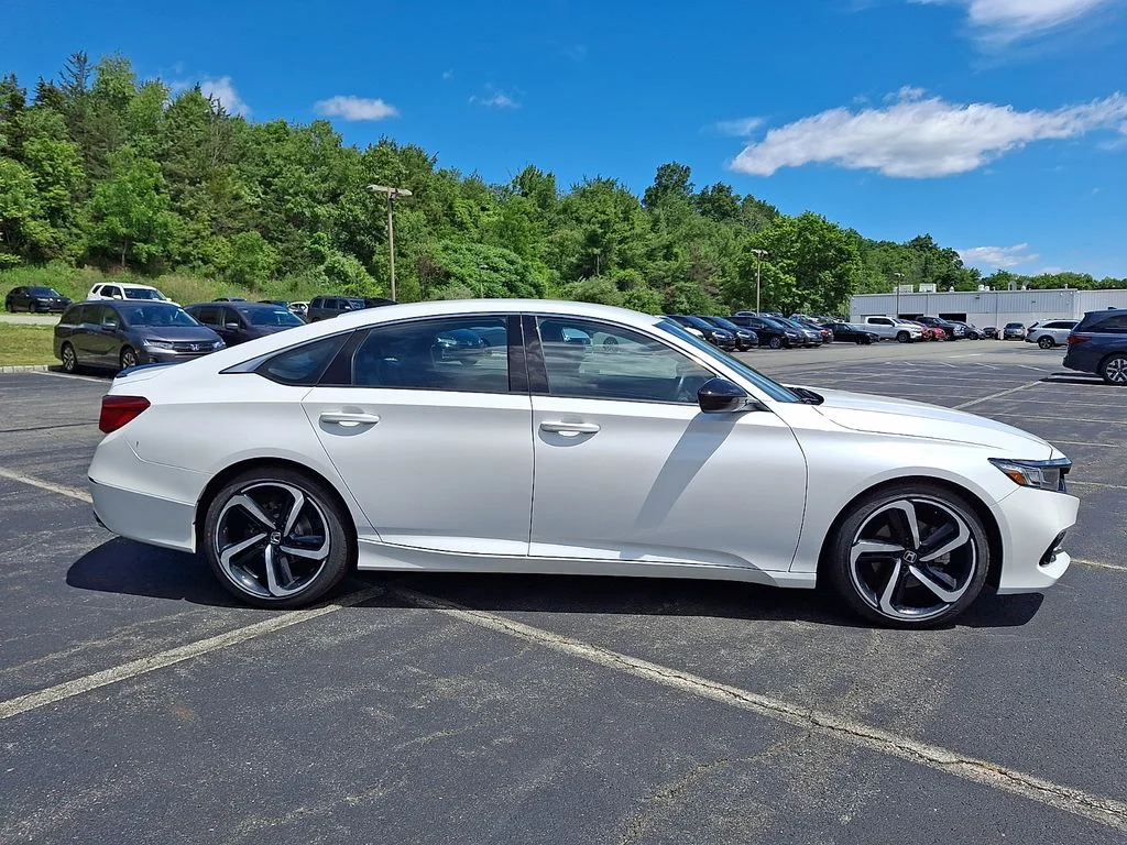 2022 Honda Accord Sport - Photo 7