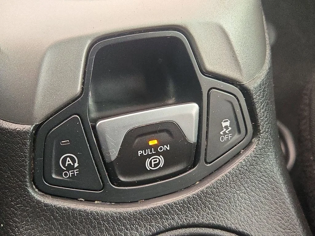 Used 2019 White Clearcoat Jeep Sport image 45