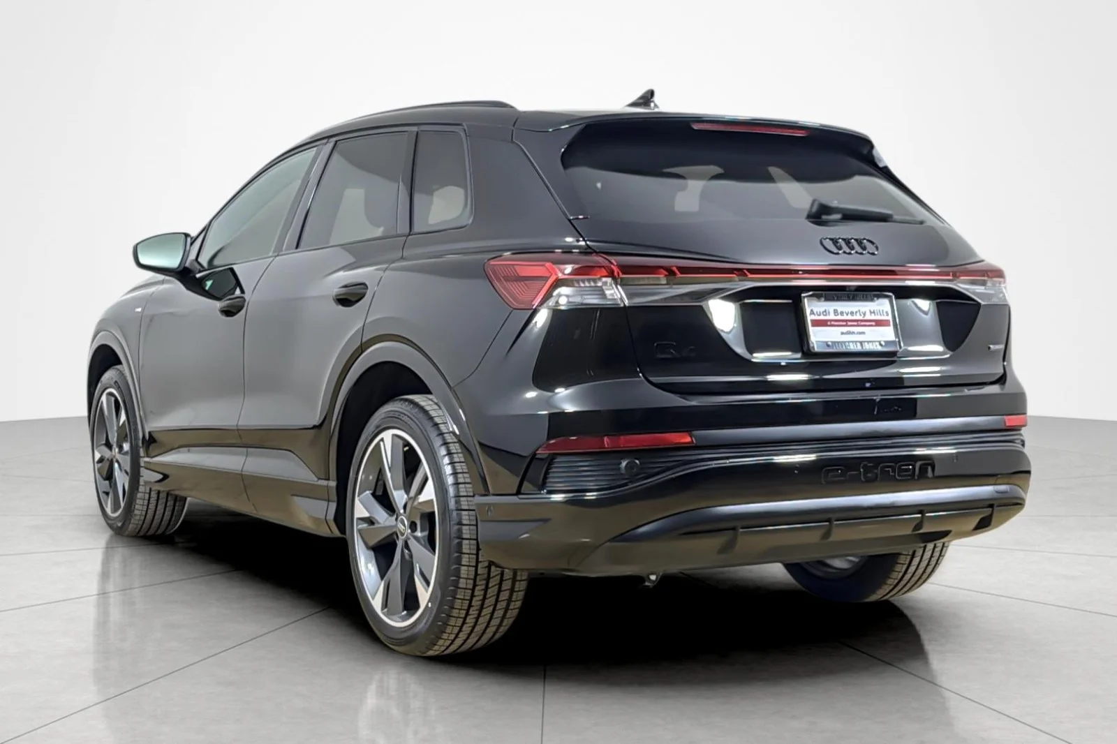 Certified Used 2023 Mythos Black Metallic Audi Prestige 50 quattro image 3