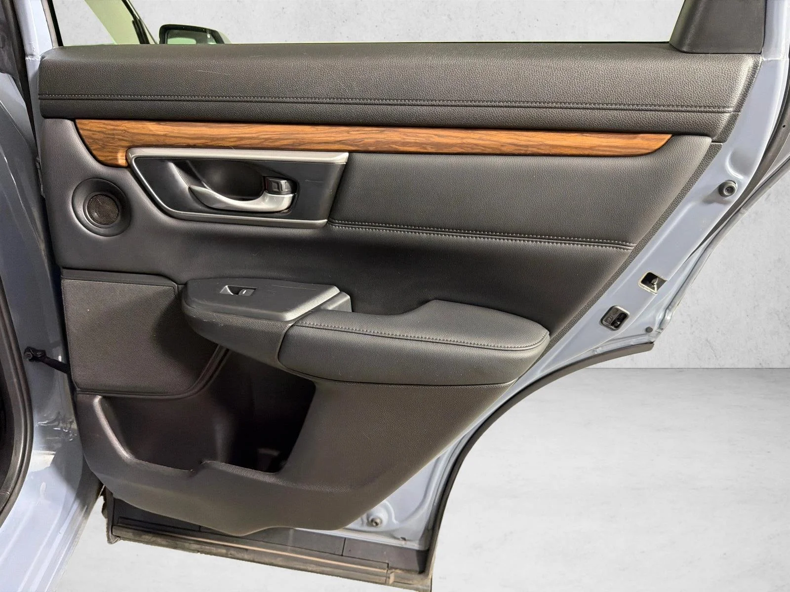 Used 2022  Honda EX-L image 17