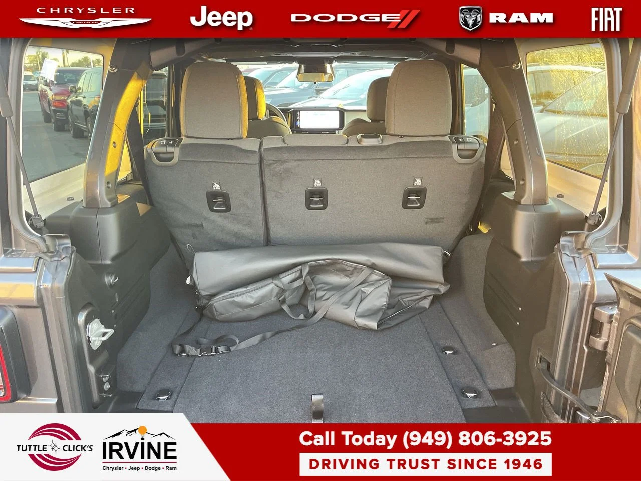 New 2026 Granite Crystal Metallic Clear-Coat Paint Jeep California Edition image 33