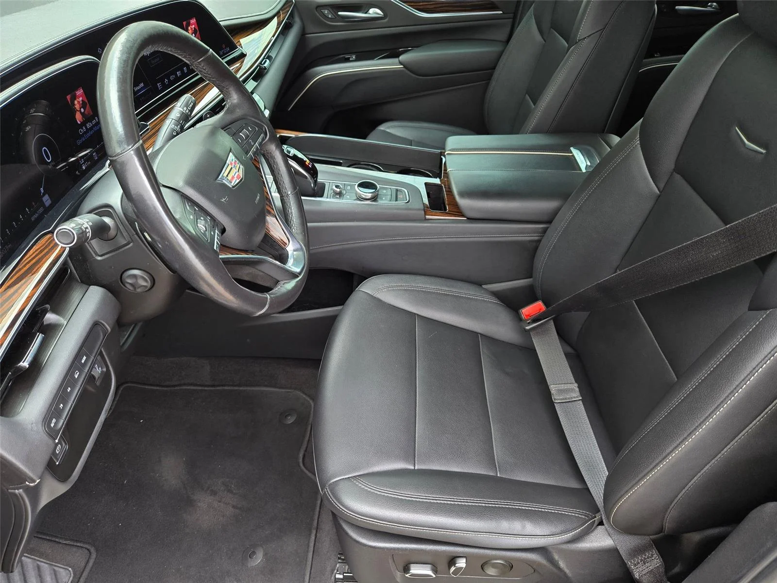 Used 2022 Black Raven Cadillac Luxury image 10