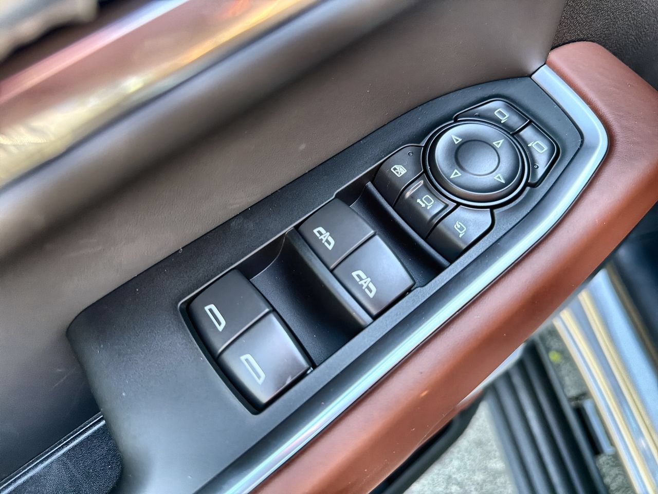 2026 GMC Sierra 3500HD Denali Ultimate - Photo 19