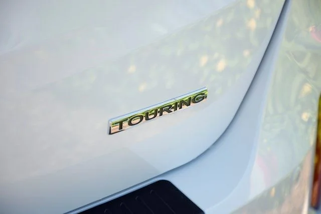 New 2026 Platinum White Pearl Honda Touring image 13
