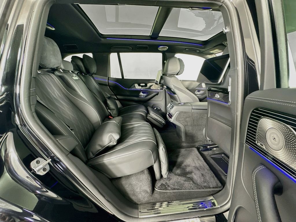 New 2026 Cirrus Silver Metallic Mercedes-Benz Maybach GLS 600 image 29