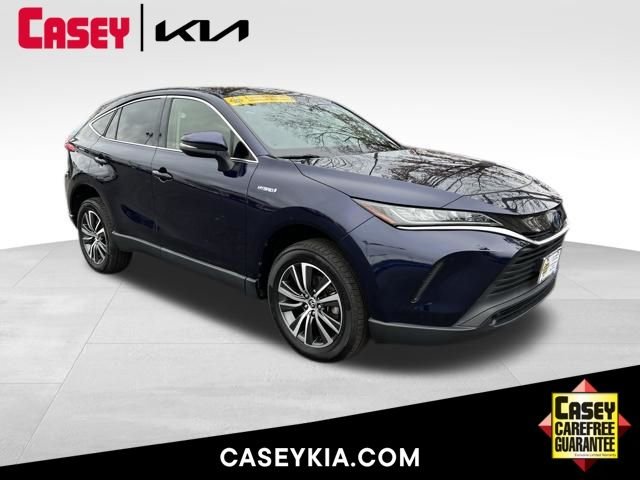 Used 2021  Toyota LE image 1