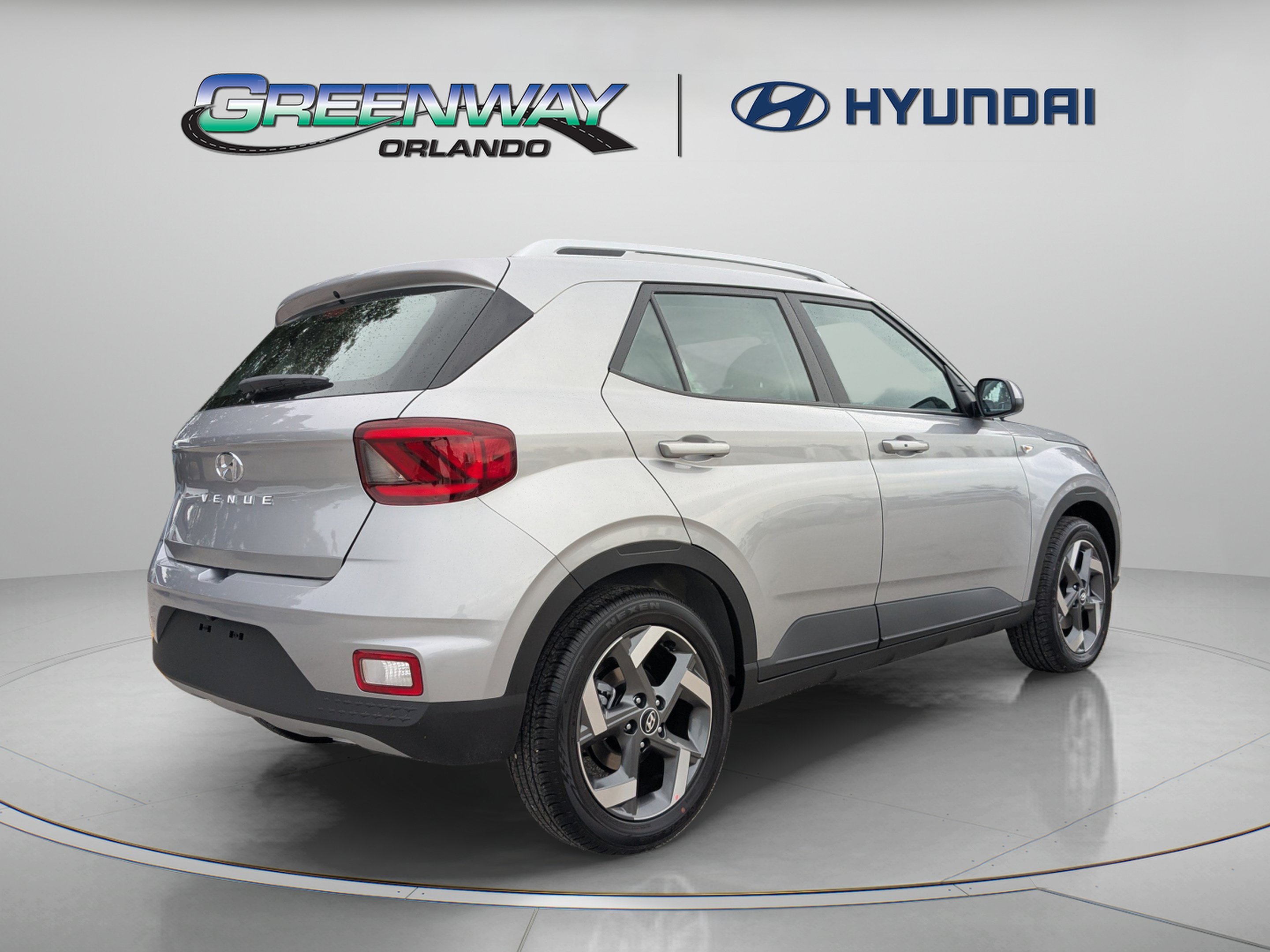 New 2026 Shimmering Silver Hyundai SEL image 7