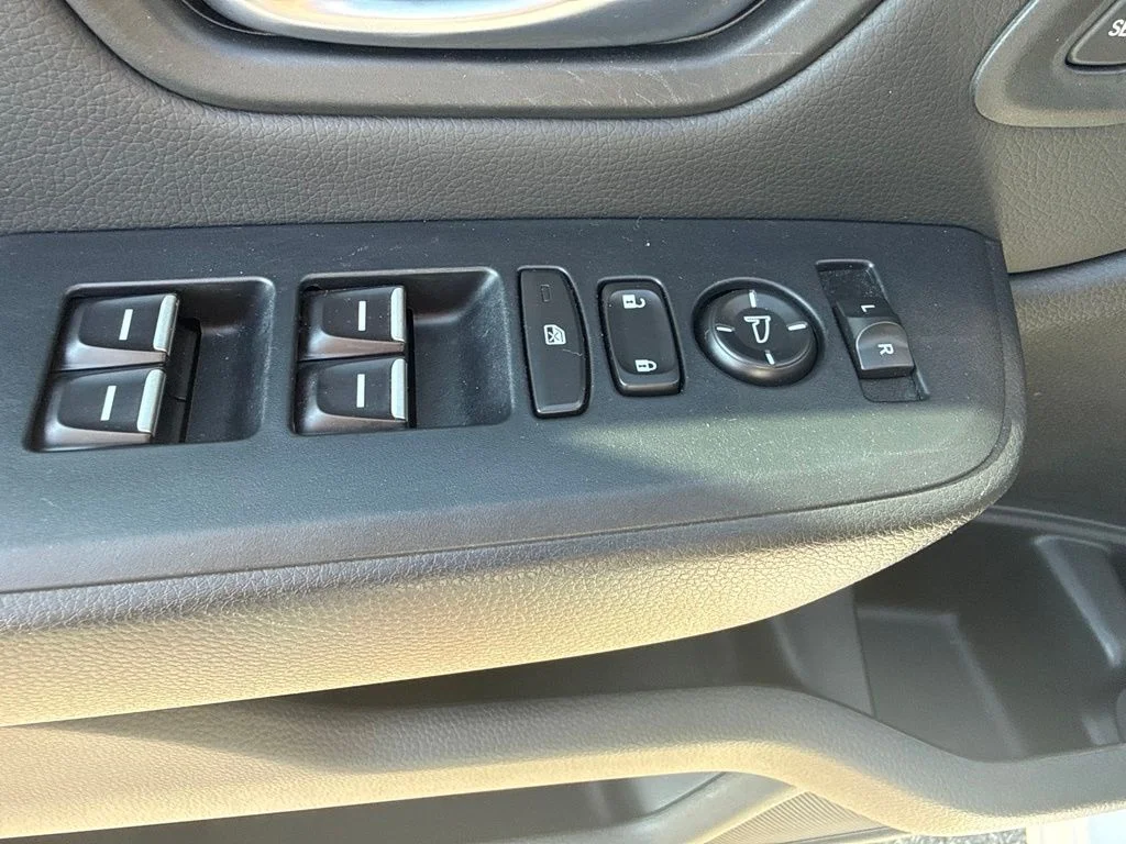 Used 2023  Honda Touring image 29