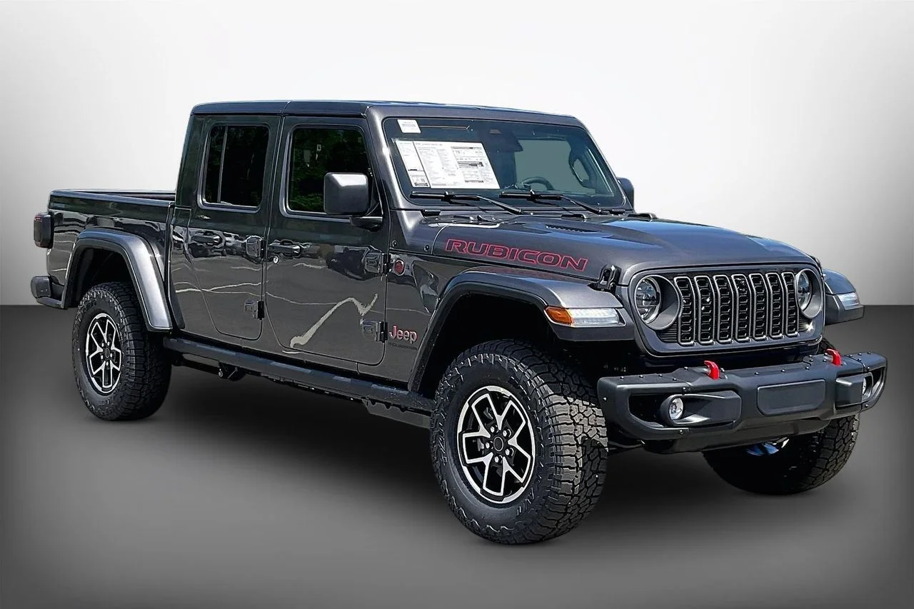 New 2026 Granite Crystal Metallic Clearcoat Jeep Rubicon X image 2