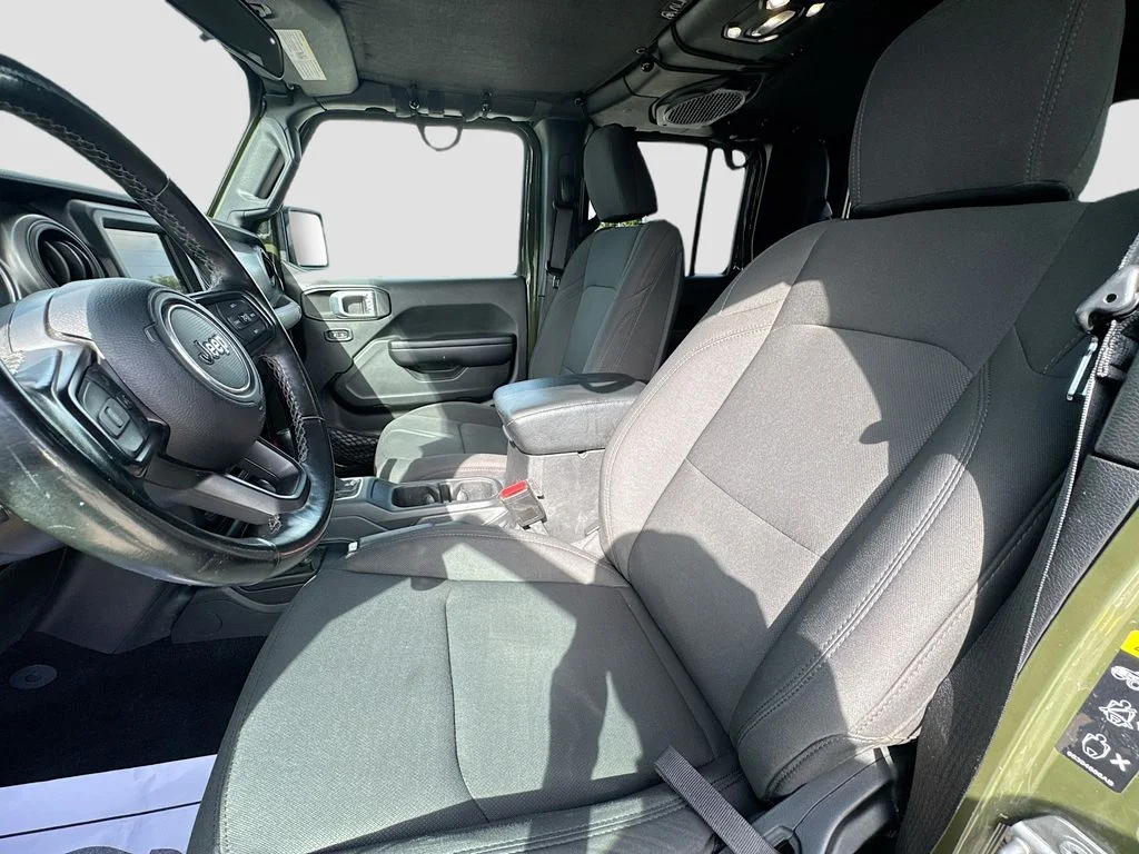 Used 2021 Green Jeep Willys image 25