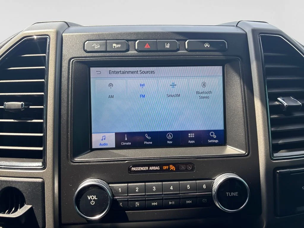 Used 2020 Black Ford XLT image 24