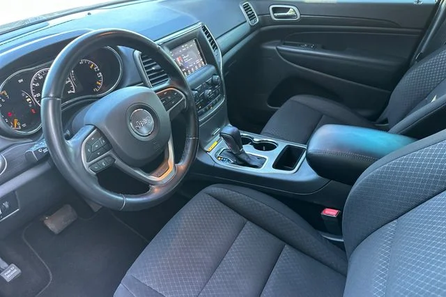 Used 2021 Silver Jeep Laredo E image 12