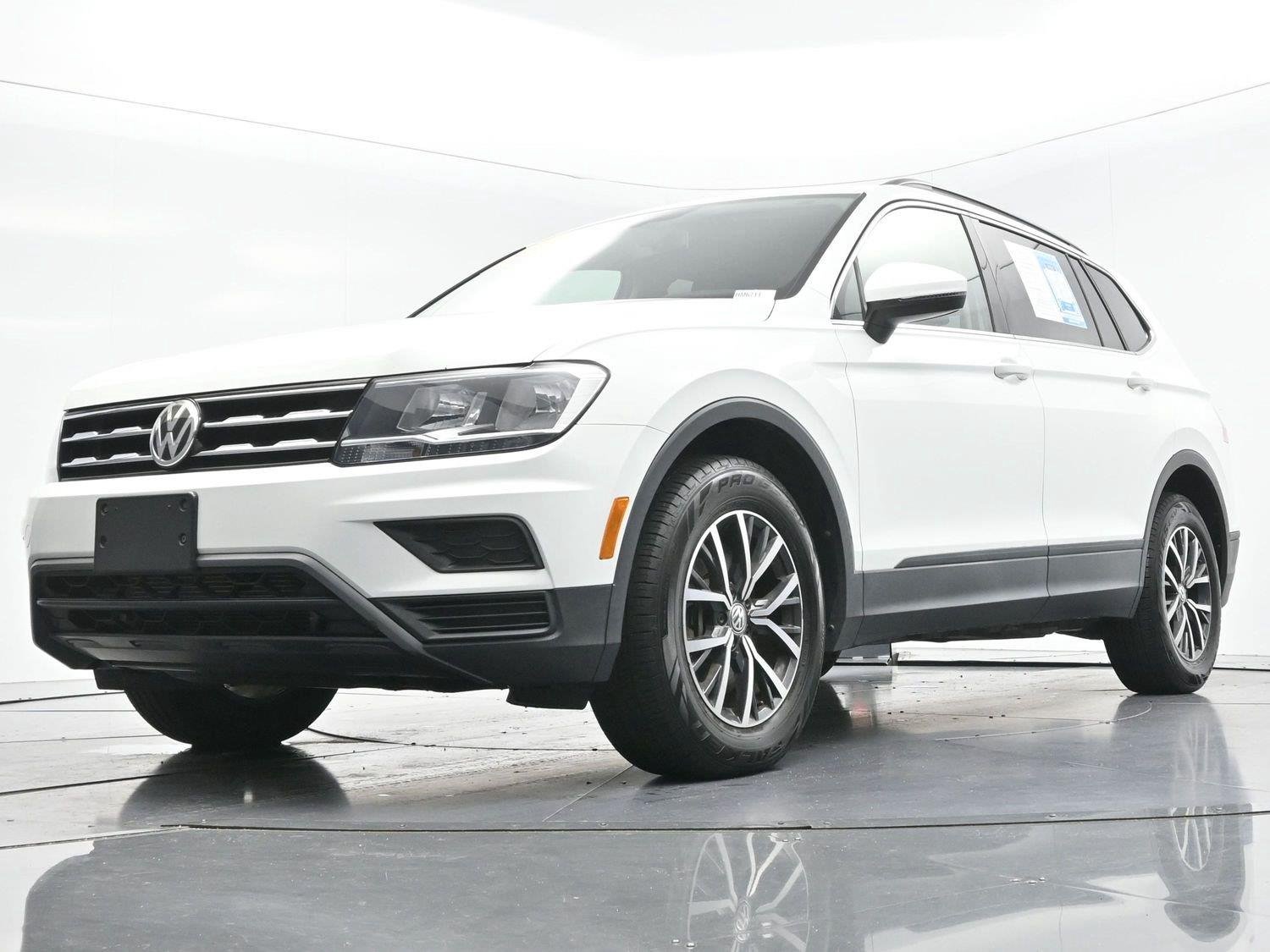 Used 2019 Pure White Volkswagen SEL image 46
