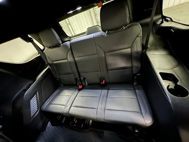 Used 2022 Blue Chevrolet Z71 image 26