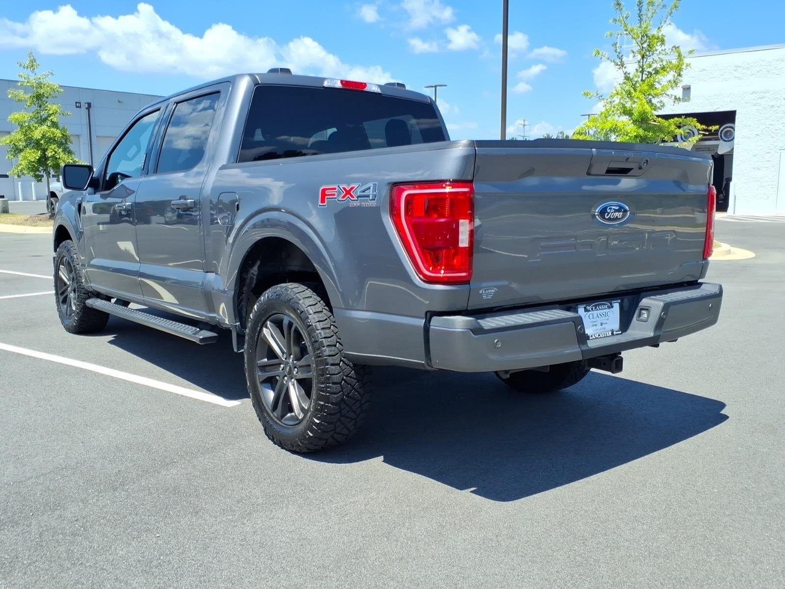 Used 2022 Carbonized Gray Metallic Ford XLT image 19