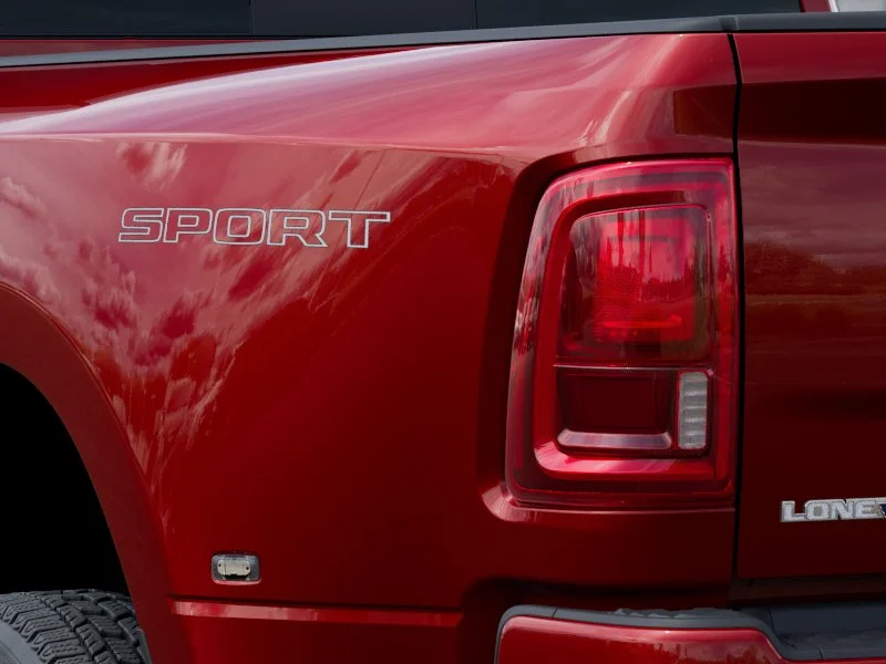 New 2026 Molten Red Pearl-Coat Exterior Paint RAM LONE STAR image 5