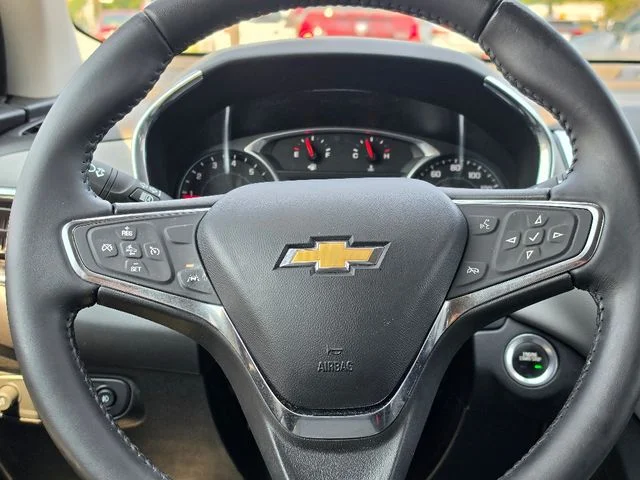 Used 2020 Gray Chevrolet LT image 27