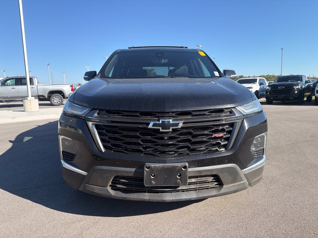 Used 2022 Chevrolet Traverse RS with VIN 1GNERJKW8NJ186463 for sale in Kansas City