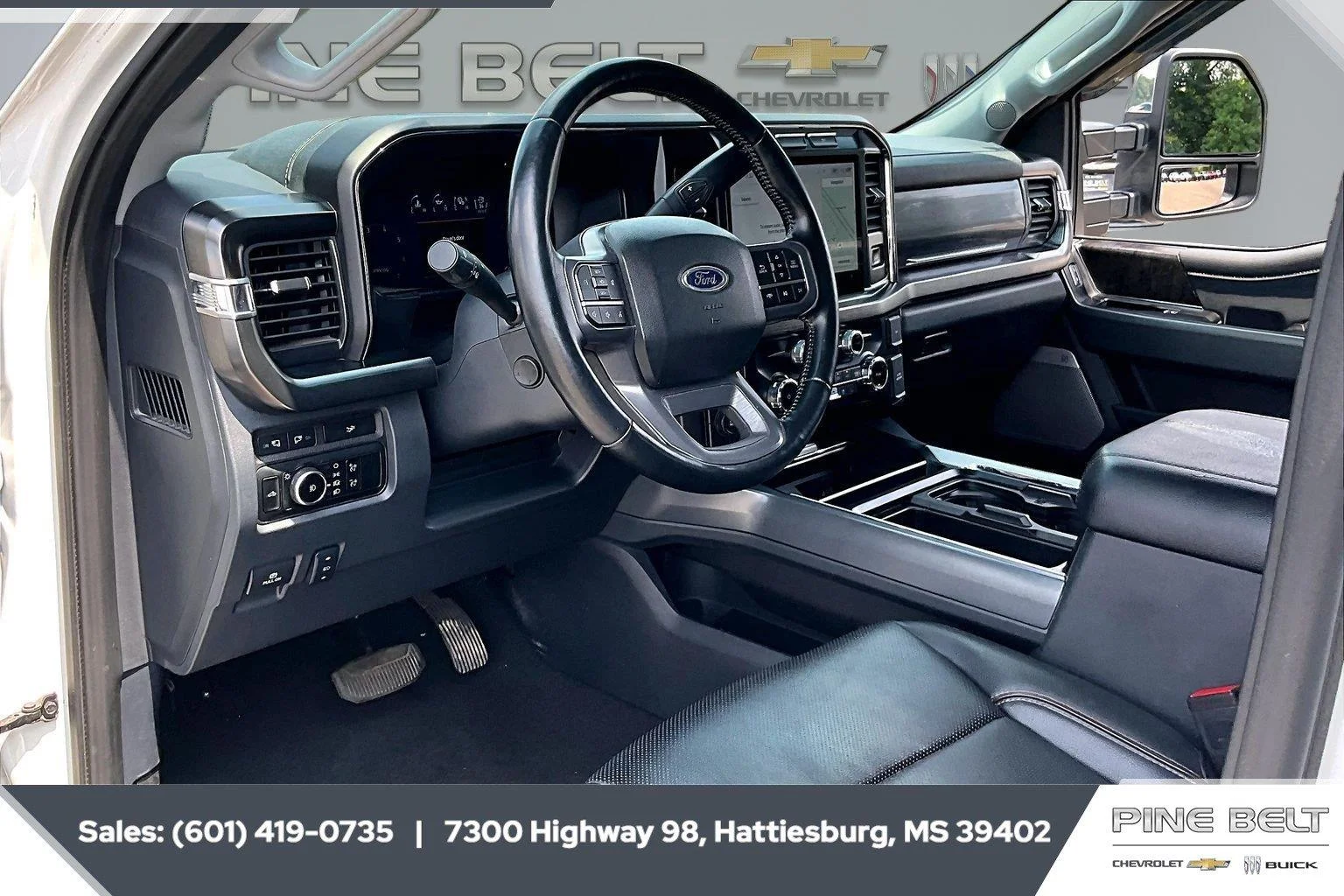 Used 2024 White Ford LARIAT image 13