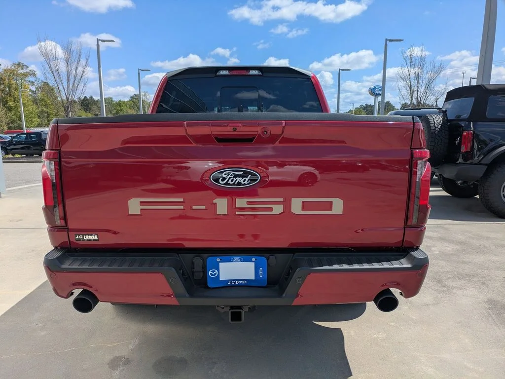 New 2026 Ruby Red Metallic Tinted Clearcoat Ford XLT image 5