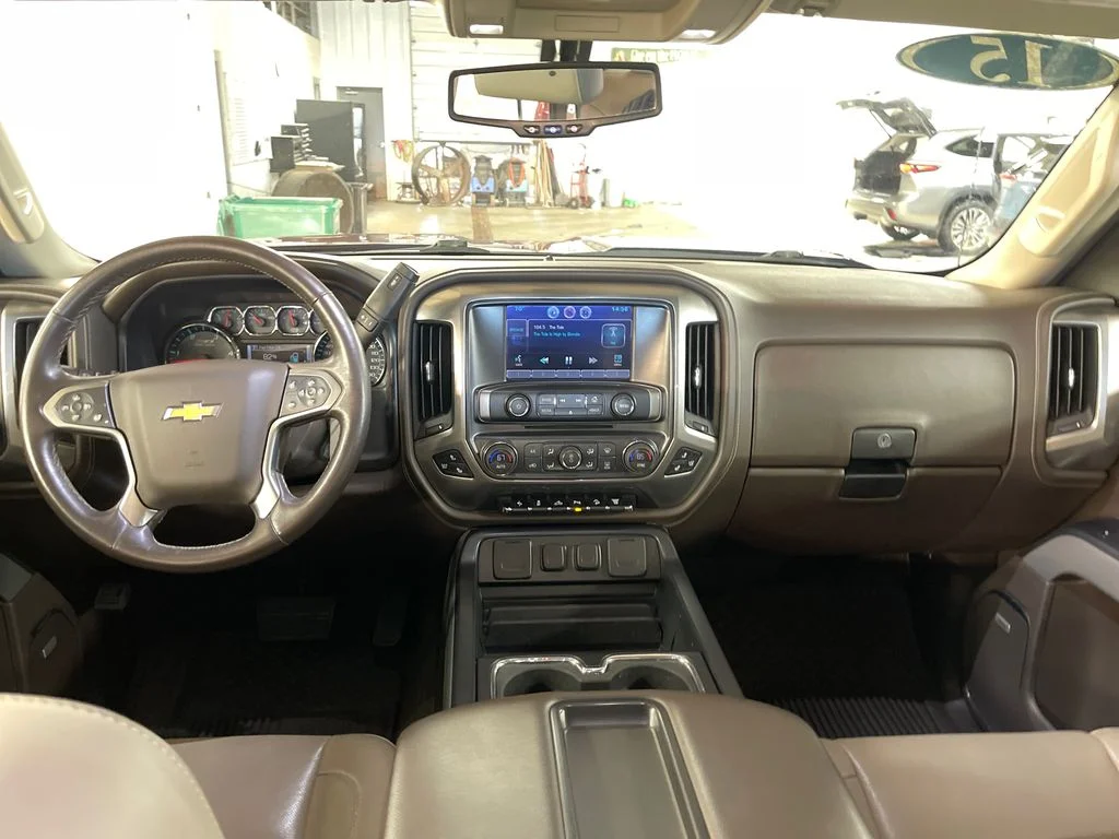 Used 2015 Red Chevrolet LTZ image 17