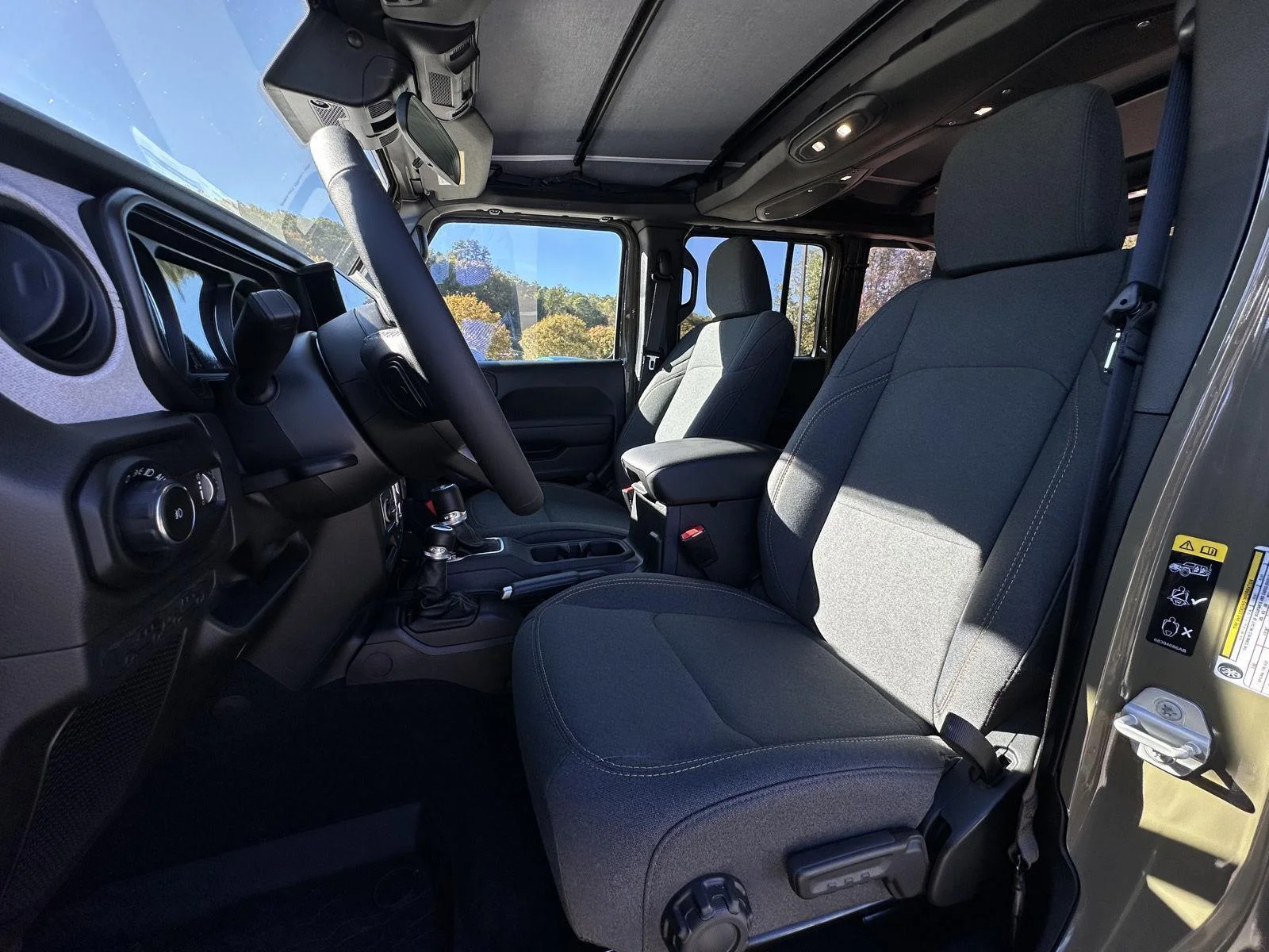 2025 Jeep Wrangler 4-Door Sport S - Photo 9