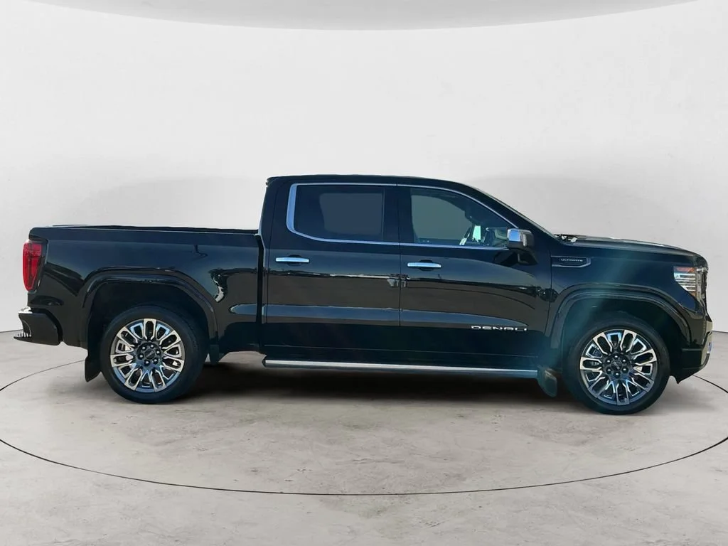 Certified Used 2024 Onyx Black GMC Denali Ultimate image 4